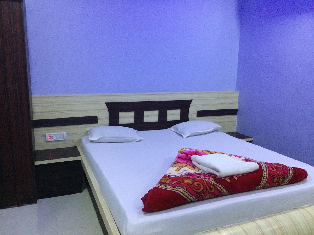 Hotel Sharda Inn Deoghar Eksteriør bilde